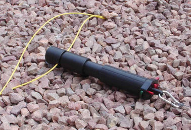 Zdalne urządzenie do cięcia drutu IED Cicha praca Linia do wyciągania o wysokiej wydajności 50 m i karabińczyk